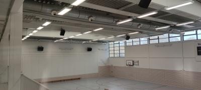 Deckenbeleuchtung der Mehrzweckhalle Wollmatingen